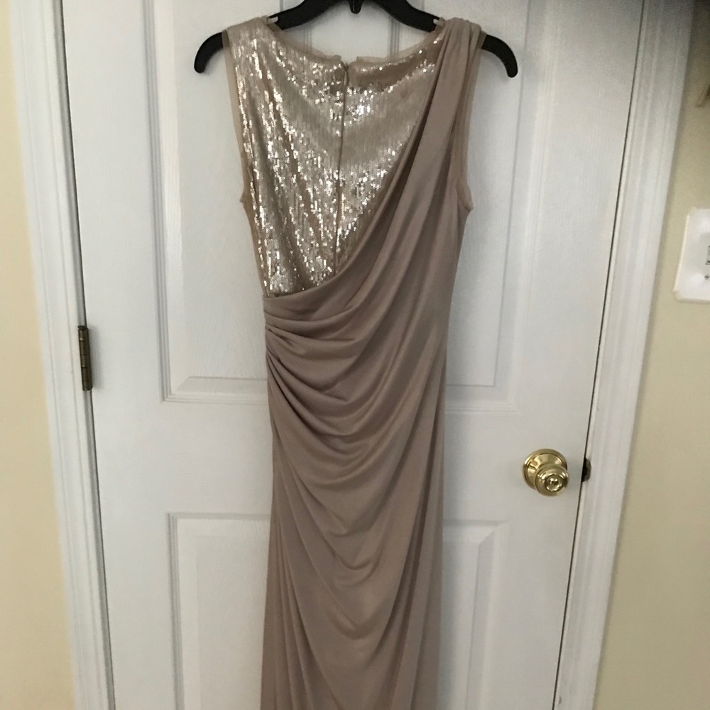 💫Host Pick! 💫 Like-new! fancy wedding party gown - Picture 5 of 6